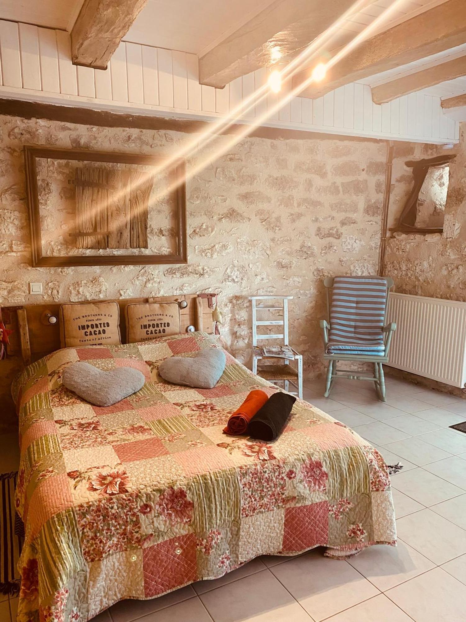 Le Mas Des Papillons Fargues  Exterior foto